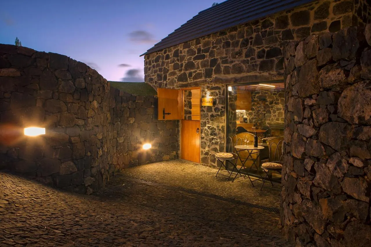 Palheiros Do Serrado By Real Vision Estreito Da Calheta Chalet